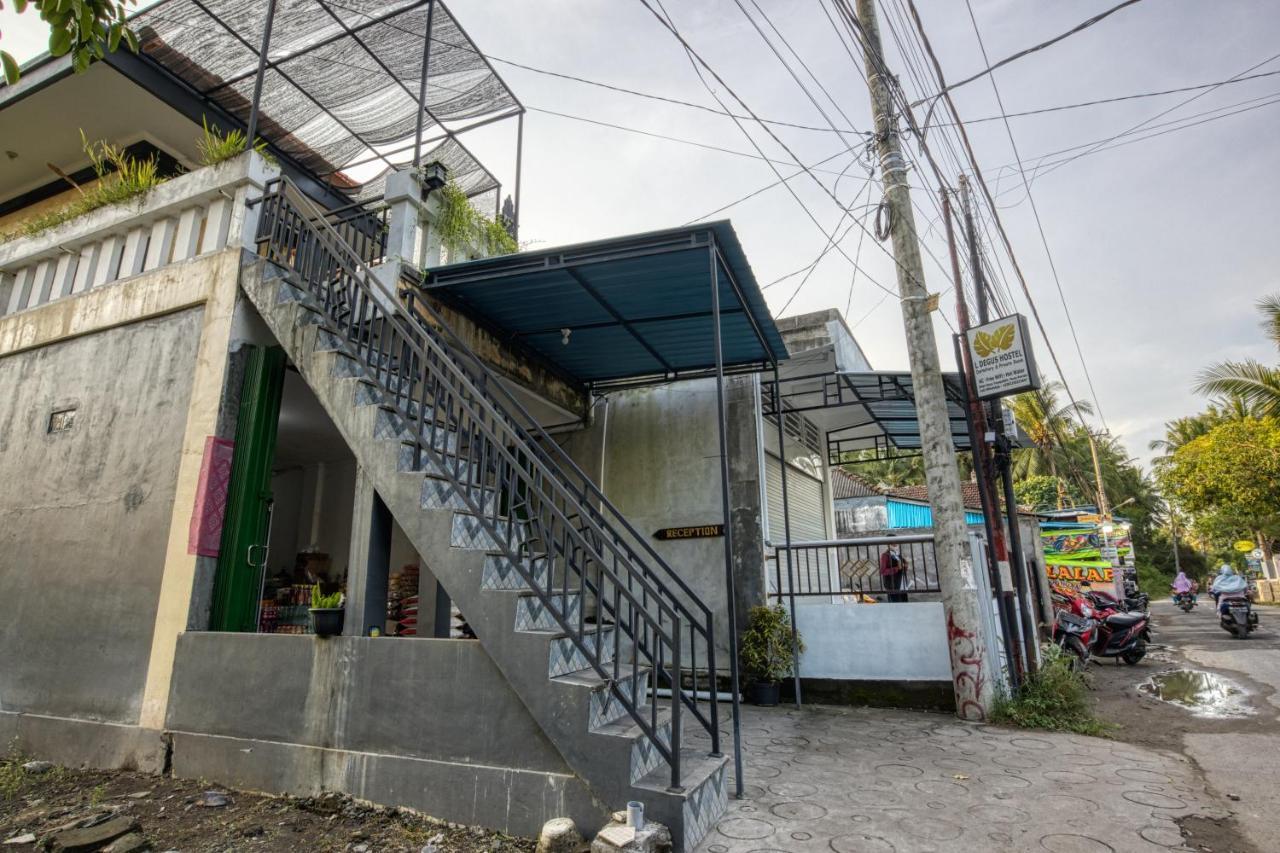 L Degus Hostel Toyapakeh Bagian luar foto